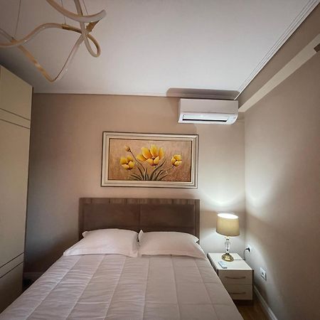 Deoni Apartment Luxury Tiran Dış mekan fotoğraf