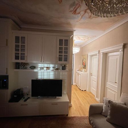 Deoni Apartment Luxury Tiran Dış mekan fotoğraf