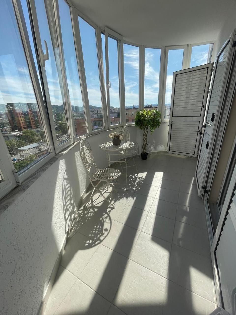 Deoni Apartment Luxury Tiran Dış mekan fotoğraf