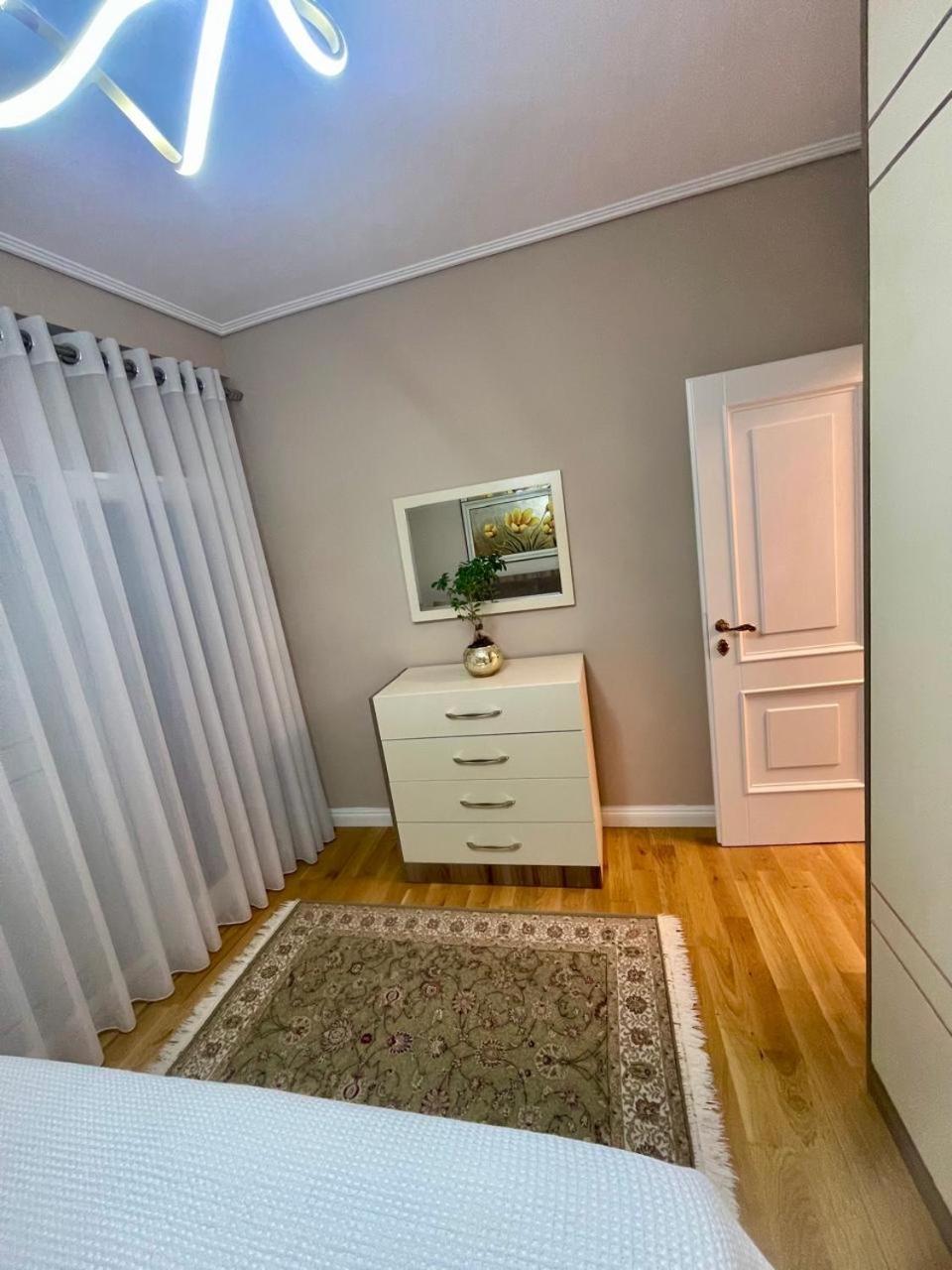 Deoni Apartment Luxury Tiran Dış mekan fotoğraf